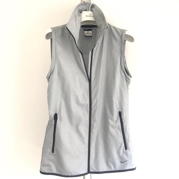 *SOLD*Nike 2 in 1 Long/Sleeveless Windbreaker/Vest - Picture 11 of 16